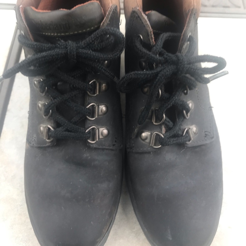 Womens Black Timberlands 7.5M Leather Boots